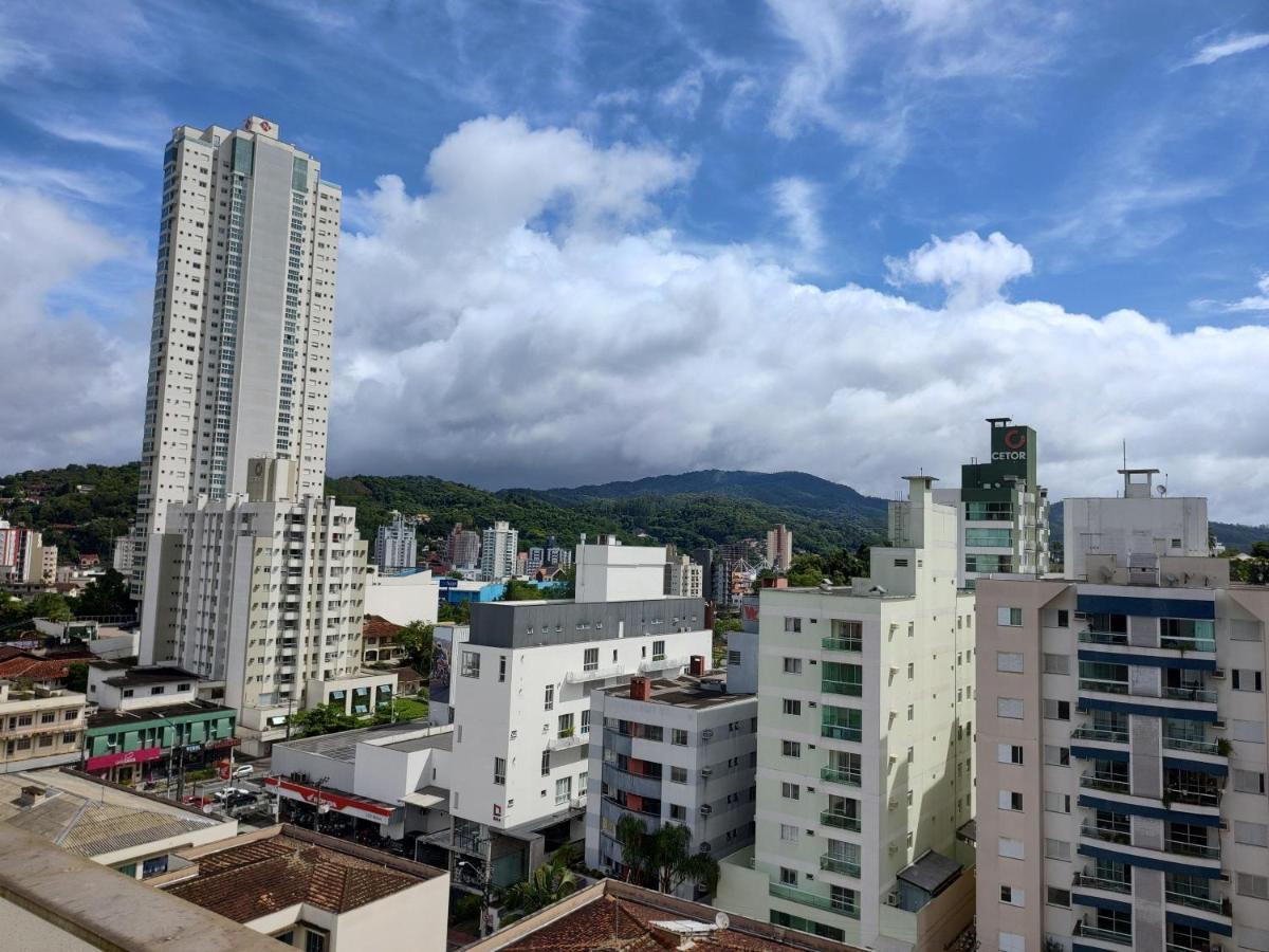 Loft 401 Perto Da Vila Germanica E Centro Блуменау Екстер'єр фото