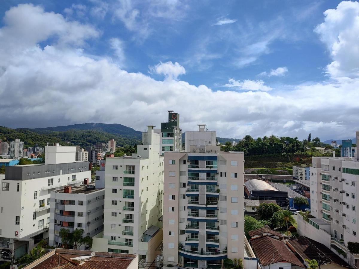 Loft 401 Perto Da Vila Germanica E Centro Блуменау Екстер'єр фото
